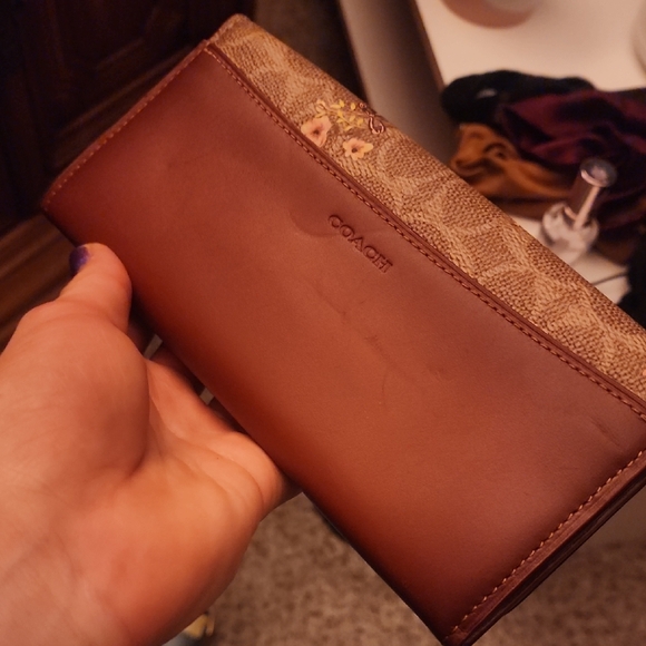 Coach Prairie Floral Envelope Wallet - Picture 8 of 8